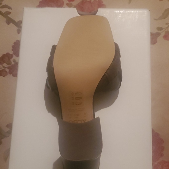 Shoes - Picture 2 of 2